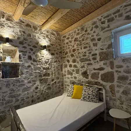 Nyaraló Noema πλήρως ανακαινισμένο σπίτι 69τμ στην σέριφο χώρα *