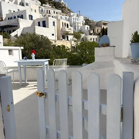 Noema πλήρως ανακαινισμένο σπίτι 69τμ στην σέριφο χώρα * Szérifosz